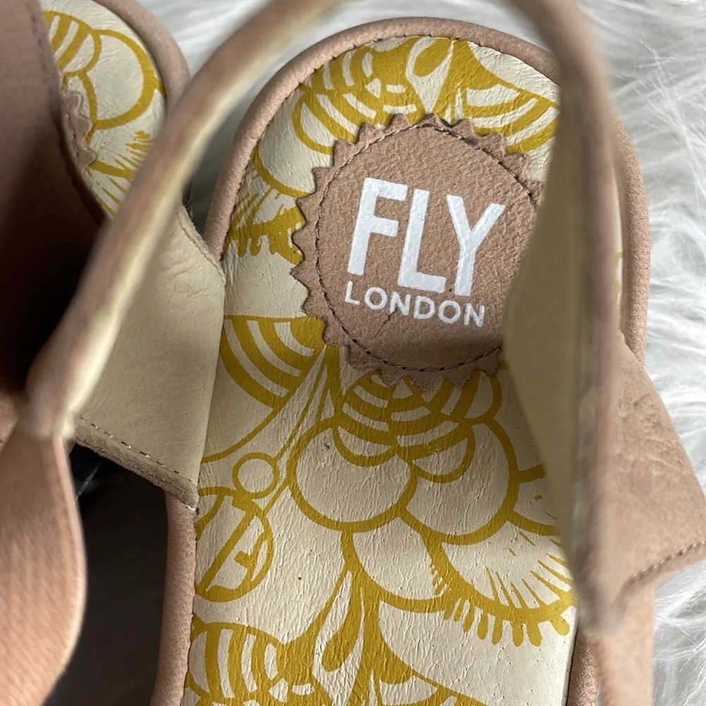 Fly London Women’s Nude Pink Sandals
